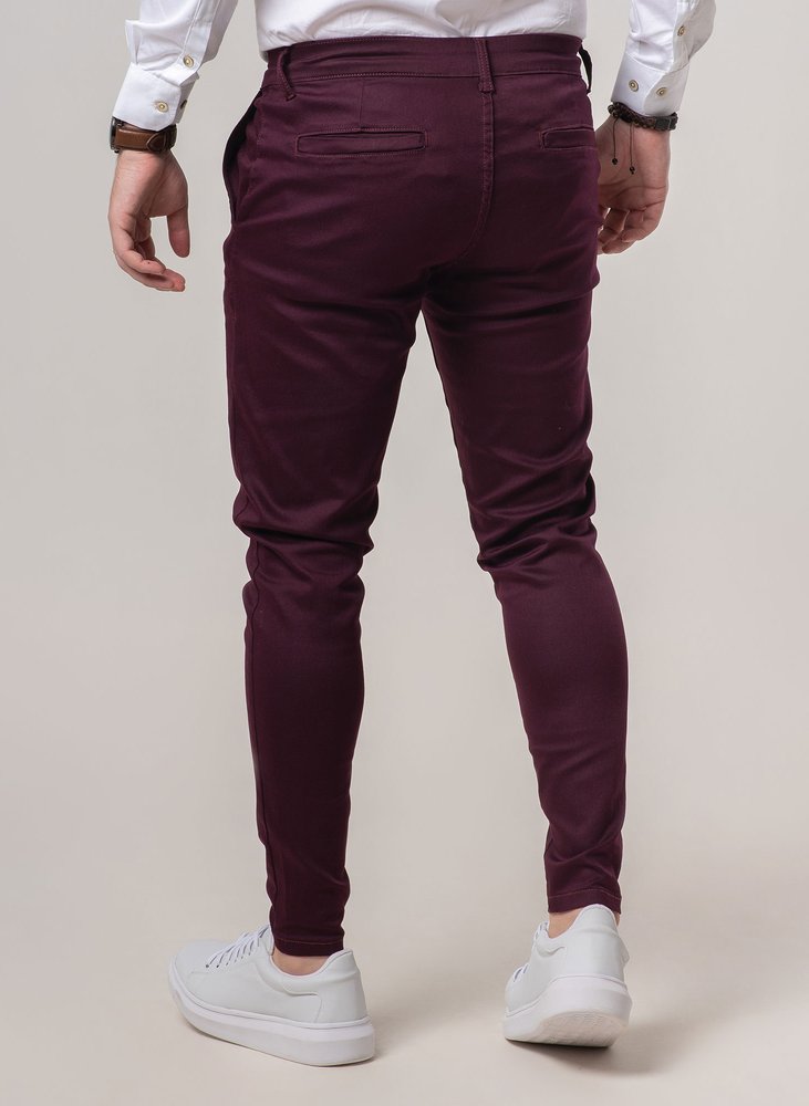 02 calca alfaiataria skinny vinho