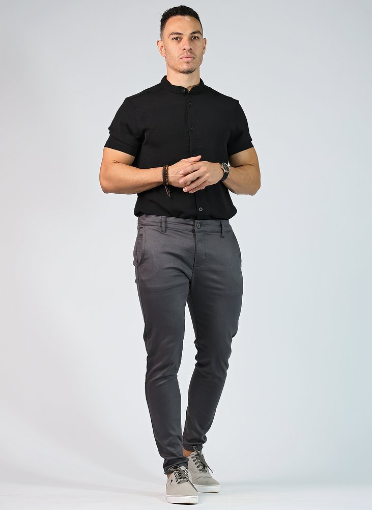 06 calca alfaiataria skinny cinza chumbo