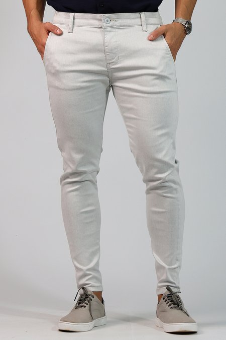 01 calca alfaiataria skinny branco gelo